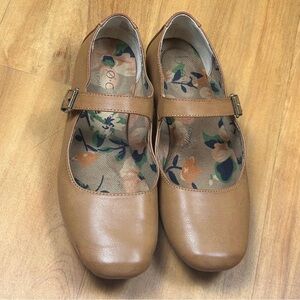 BOC Tan Leather Flats with Strap and Rounded Toe